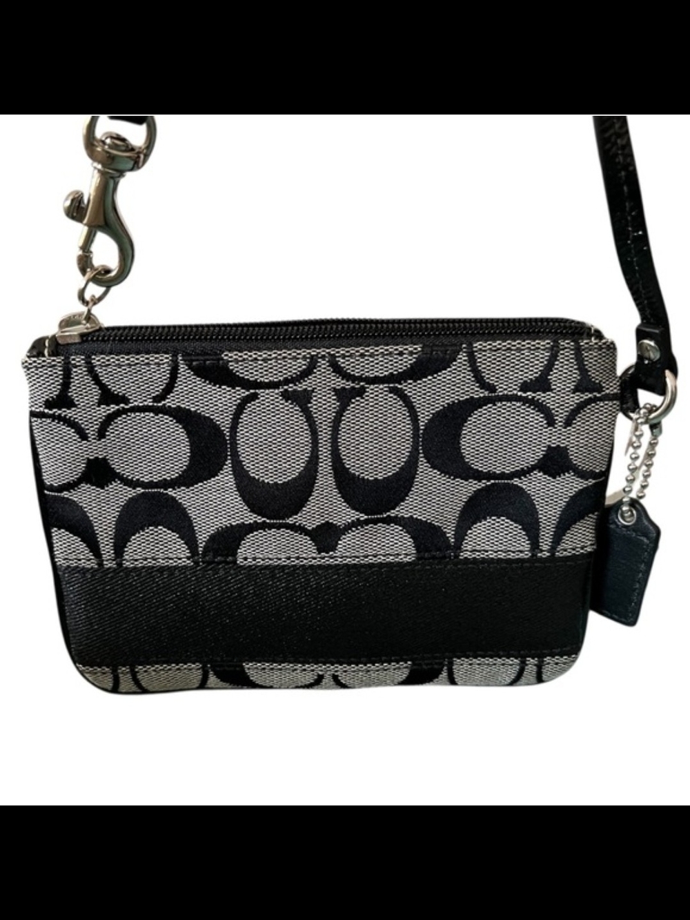 Coach NWT!  Black and Gray Signature Canvas Wristlet with Leather Trim - Picture 7 of 9